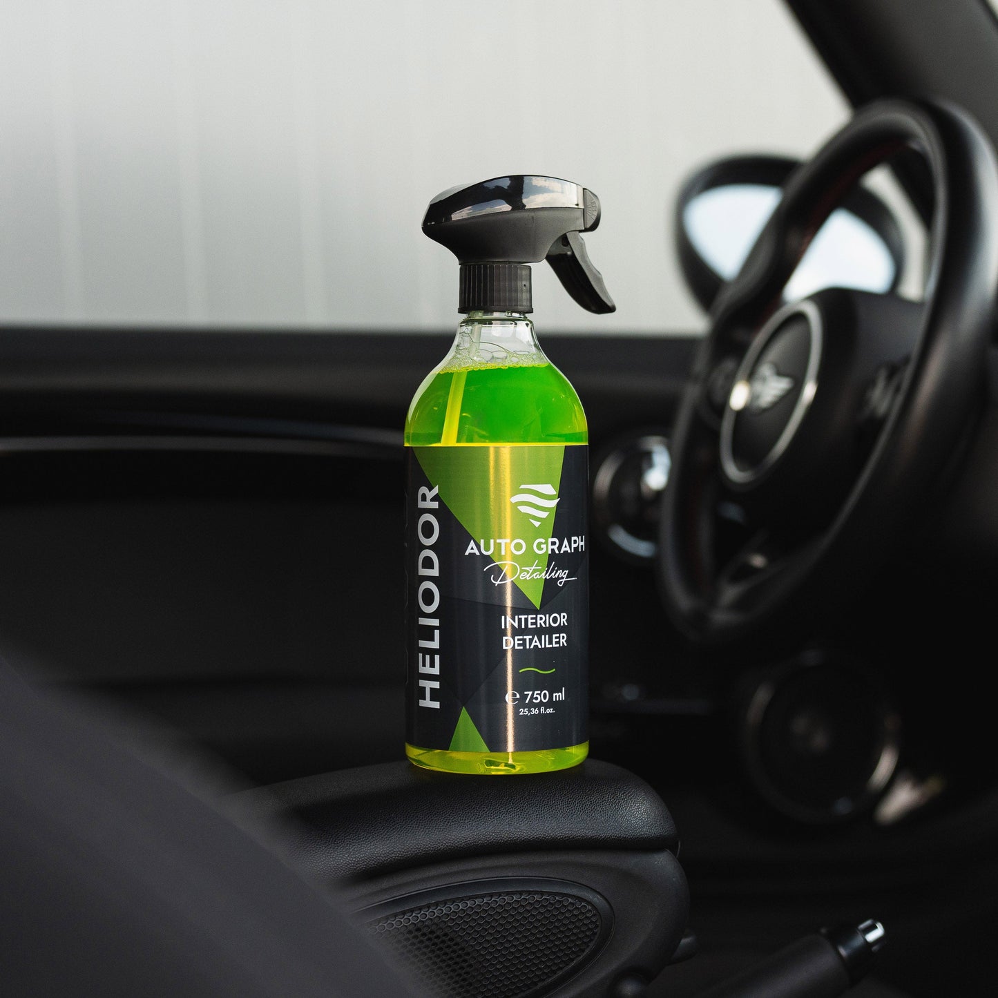 Heliodor Interior Detailer Sisustan puhdistus- ja hoitoaine - 5L